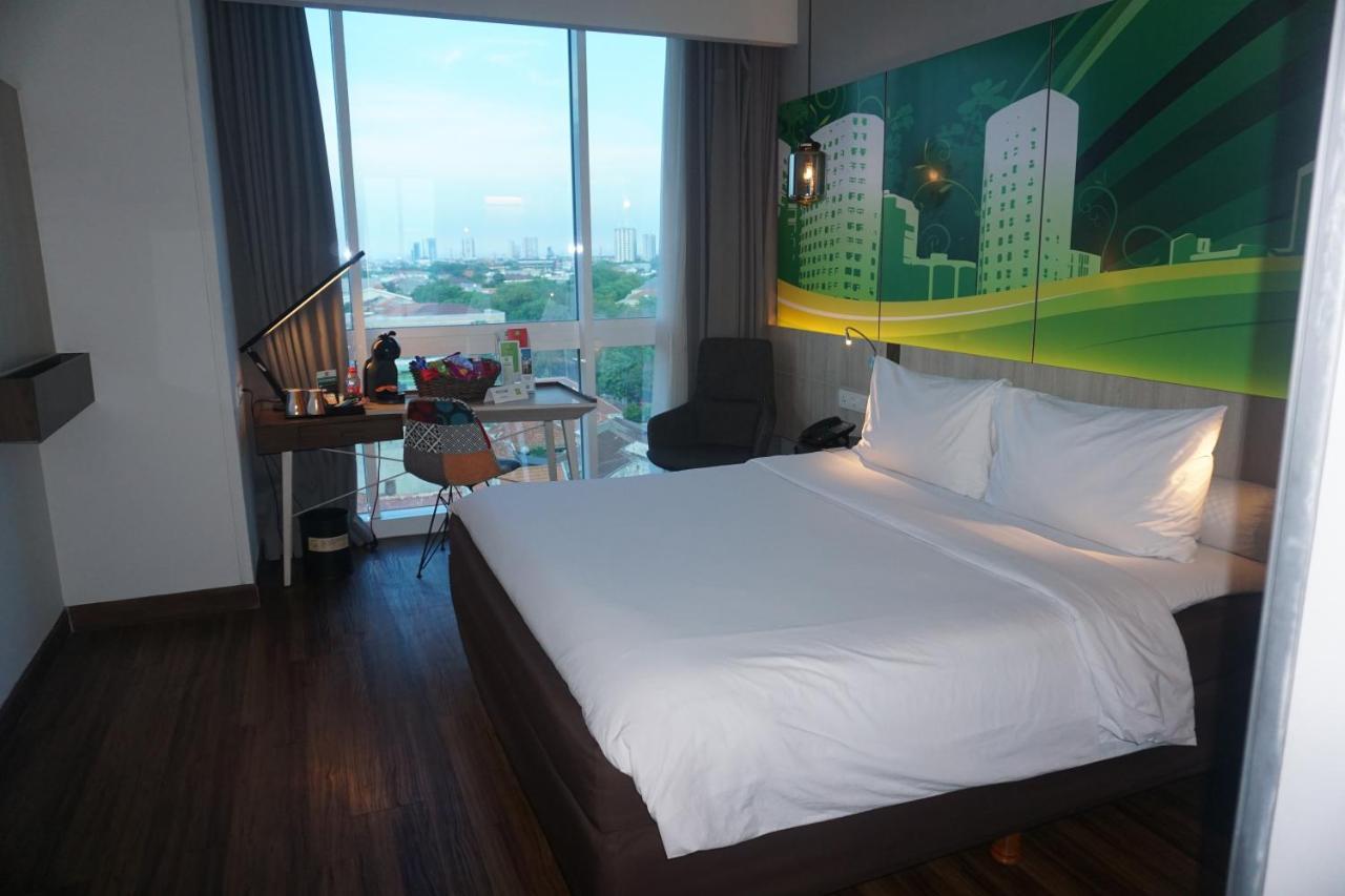 Ibis Styles Jemursari Hotel 4*