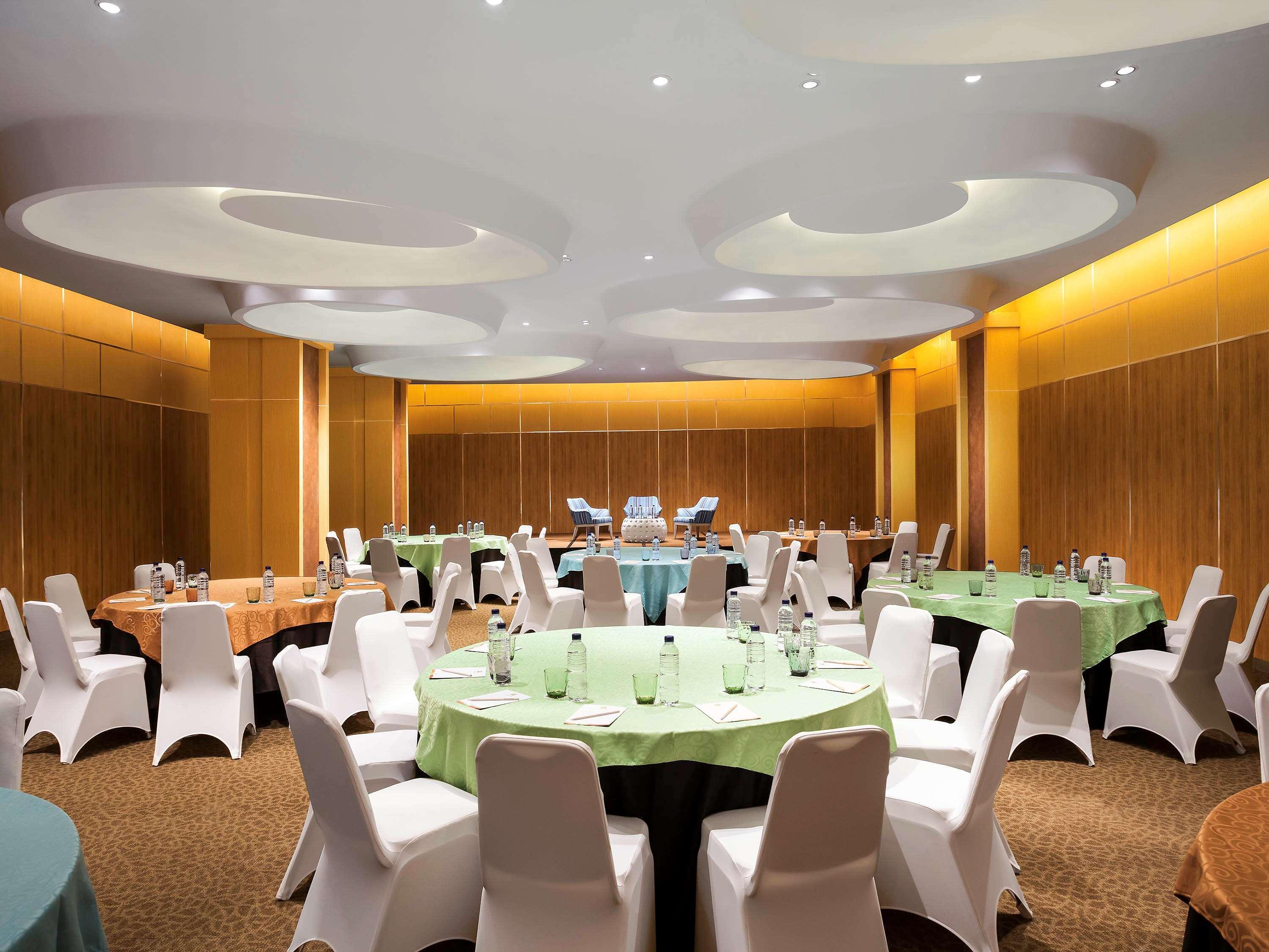 Ibis Styles Jemursari Surabaya