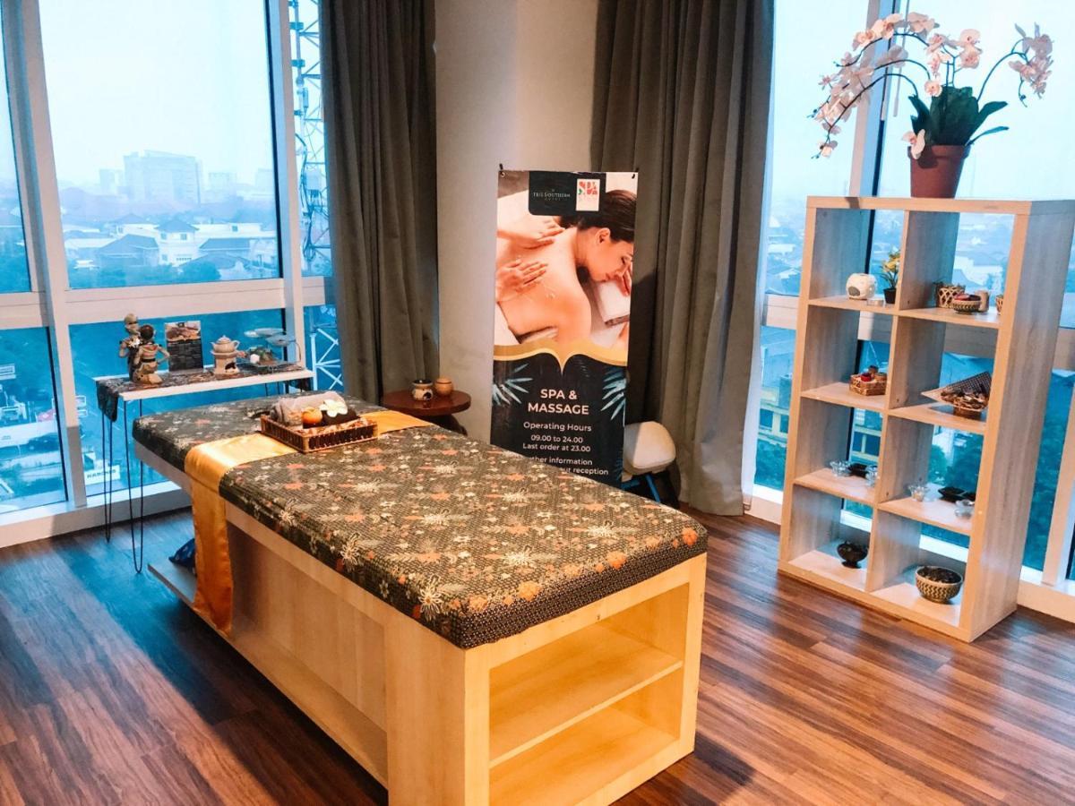 Ibis Styles Jemursari Surabaya