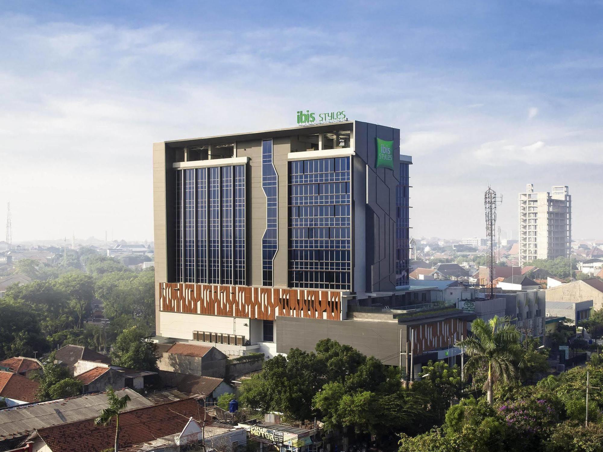Ibis Styles Jemursari 4* Surabaya